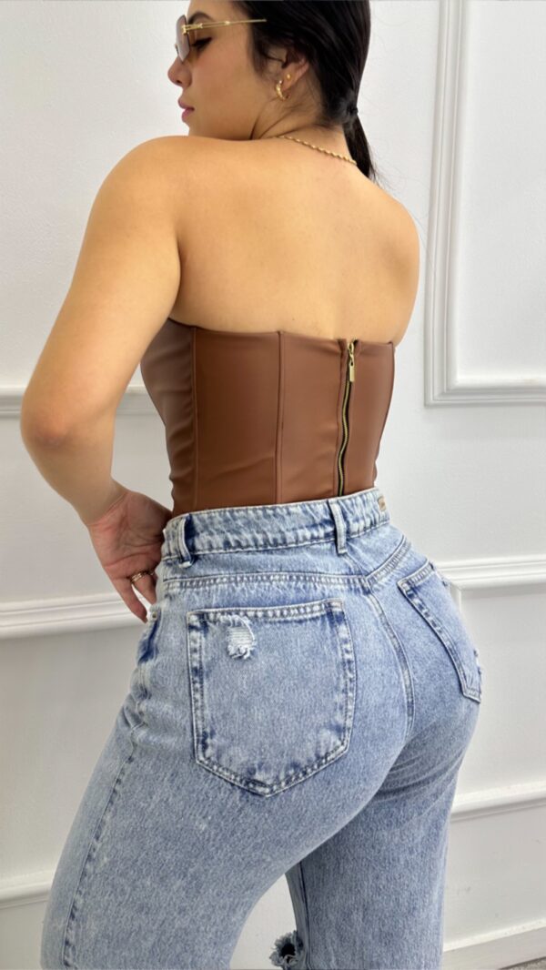 CORSET CUERINA 2