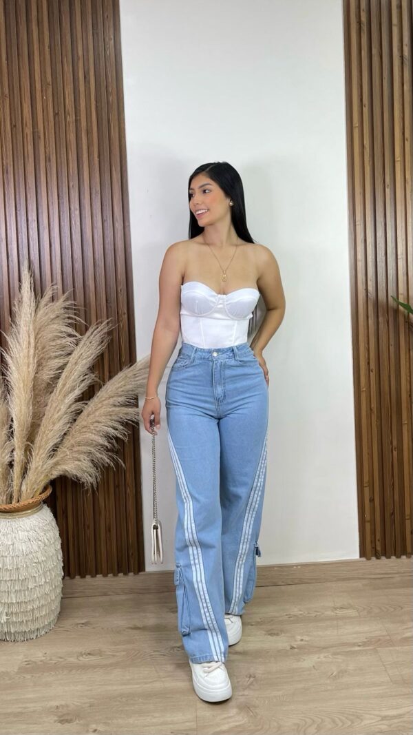 JEAN CYRA 3